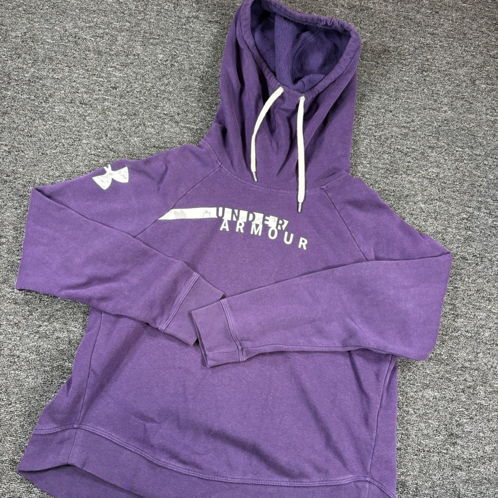 Under Armour Hoodie Women Medium Purple Funnel Neck Logo‎ Pullover Raglan Camo